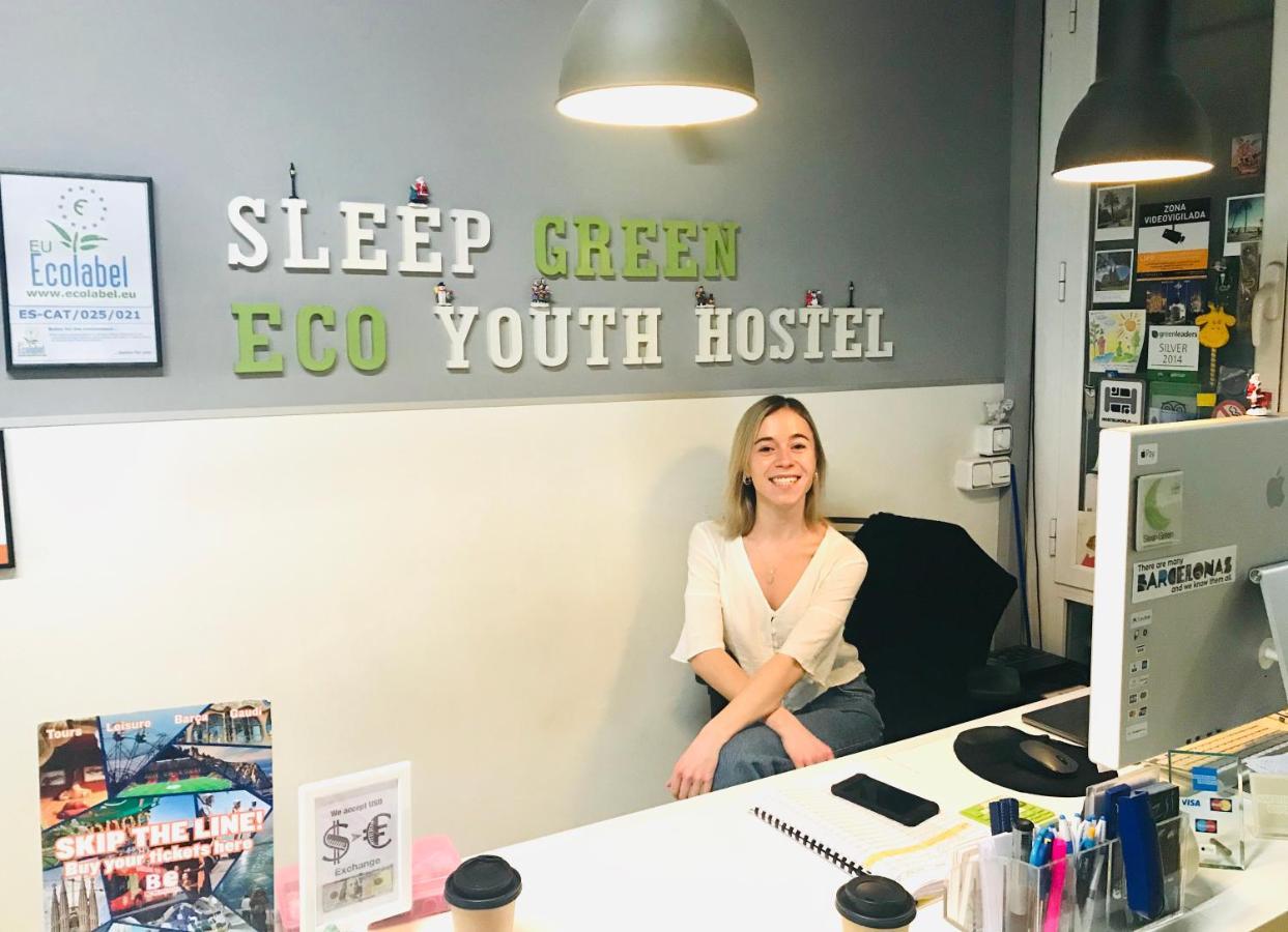 Sleep Green - Certified Eco Youth Hostel Barcelona Buitenkant foto